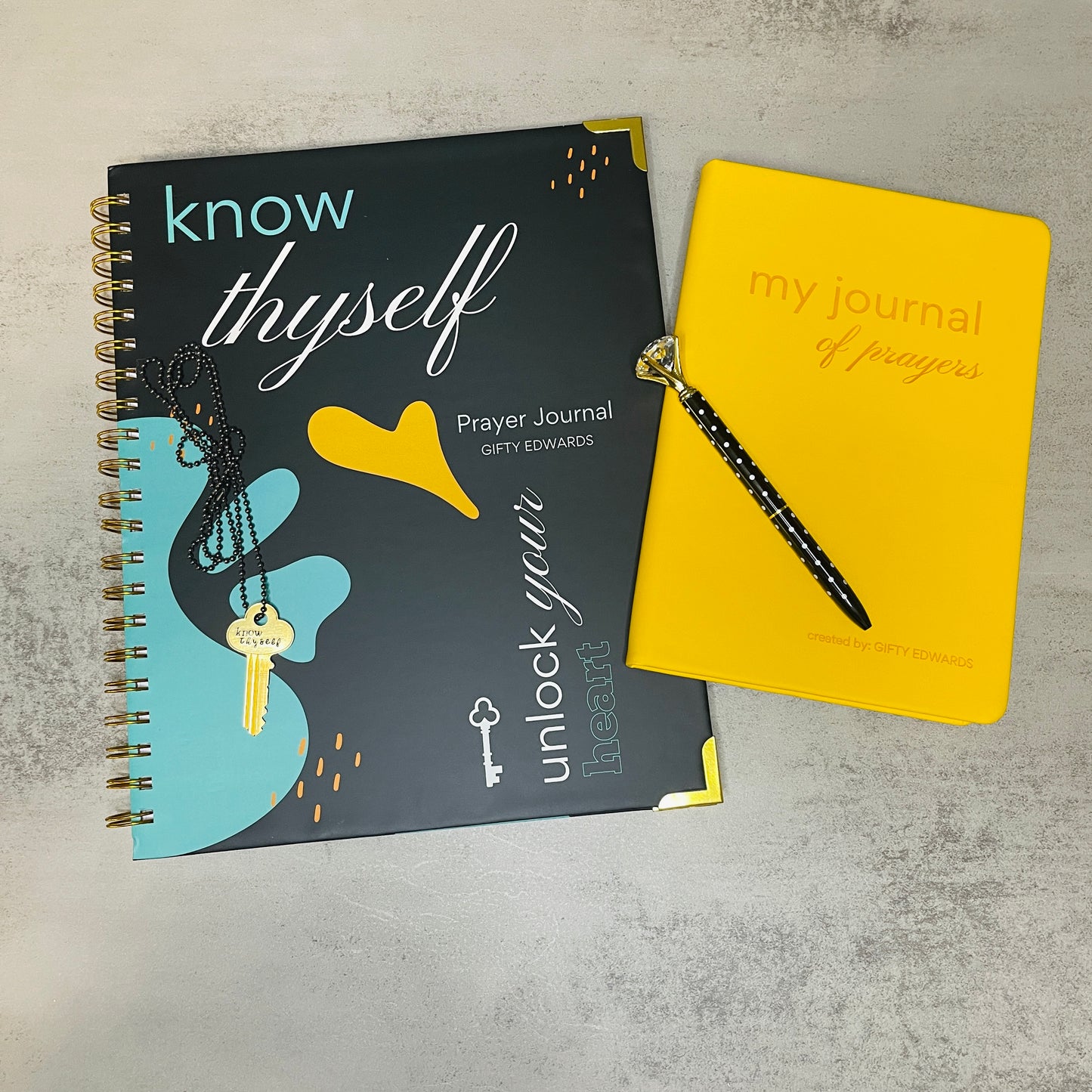 What is a Prayer Journal (and How do I Use it?) - Kingdom Bloggers